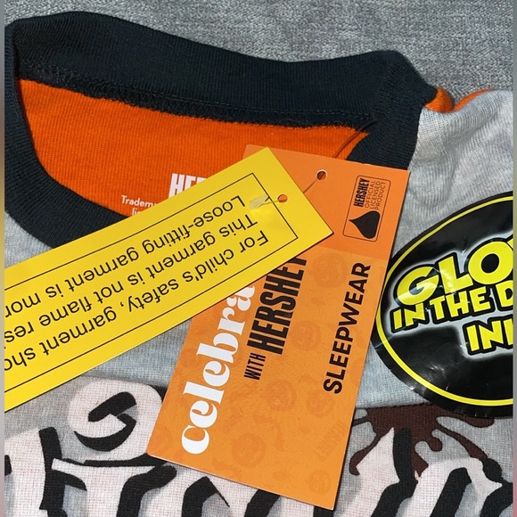 Hershey Halloween Glow In The Dark Pajama Top - No Tricks Just Treats - Candy - Picture 2 of 5